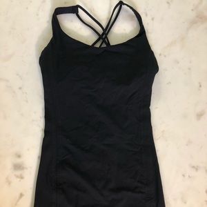 Lululemon tank with built in support